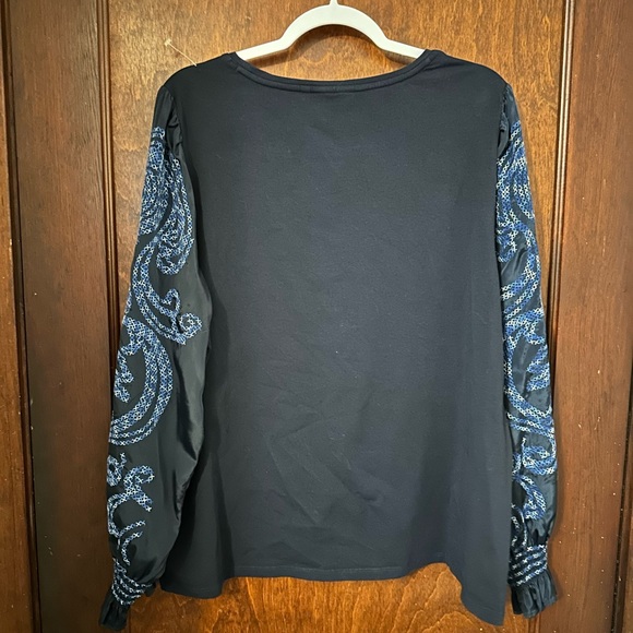 Chicos Embroidered Sleeve Top XXL - Picture 3 of 6